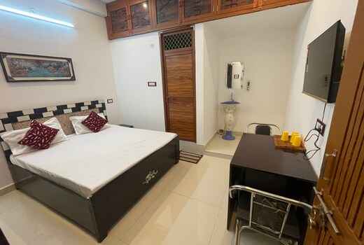 Govind Guest House Near Ram Mandir Ayodhya