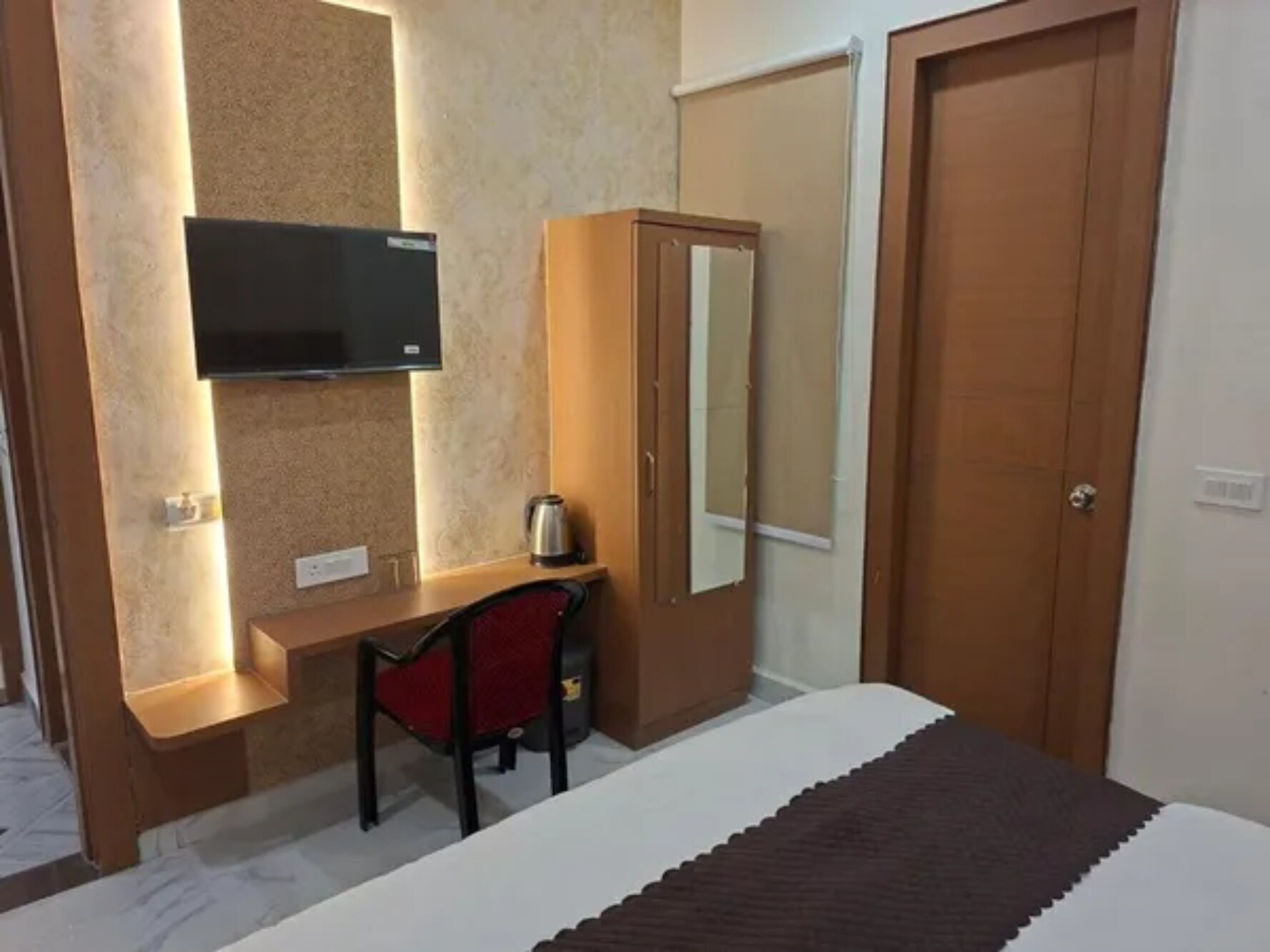 FabHotel Shree Priyasharnam
