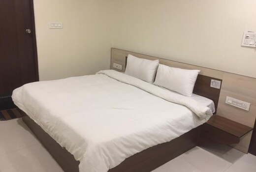 Shree Hotel