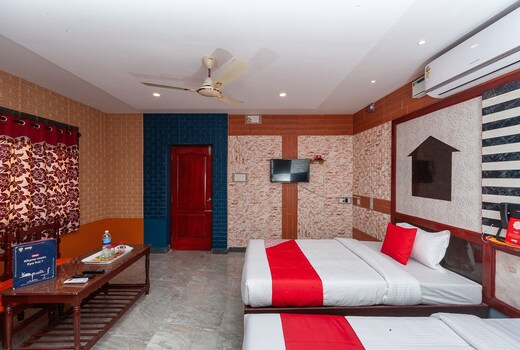 Hotel O Gnanam Residency