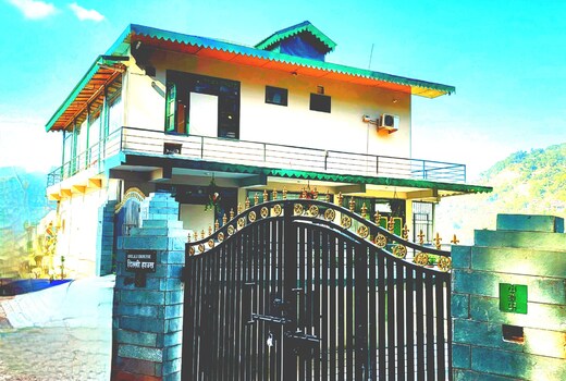 Dilli House by Alaya Stays, Kasauli