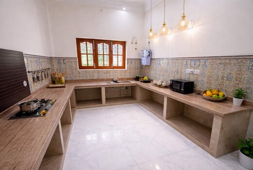 Luxury Private Villa with Lawn Next to Expo Mart
