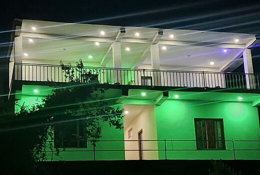 The white peak home stay