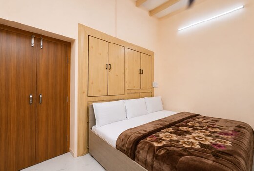 Hotel Jannat Palace
