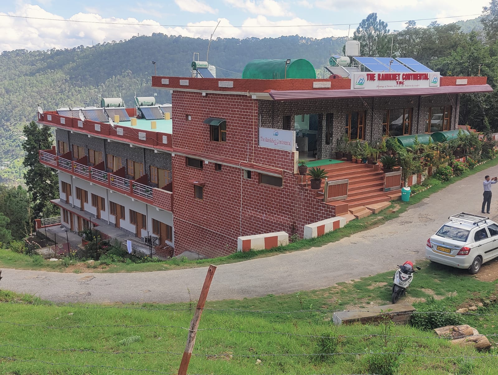 The Ranikhet Continental- Himalaya Valley View