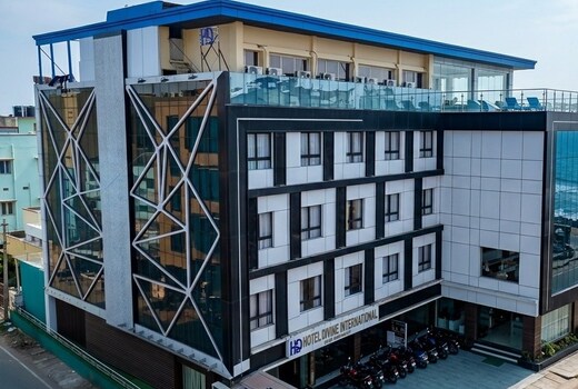 Hotel Divine International