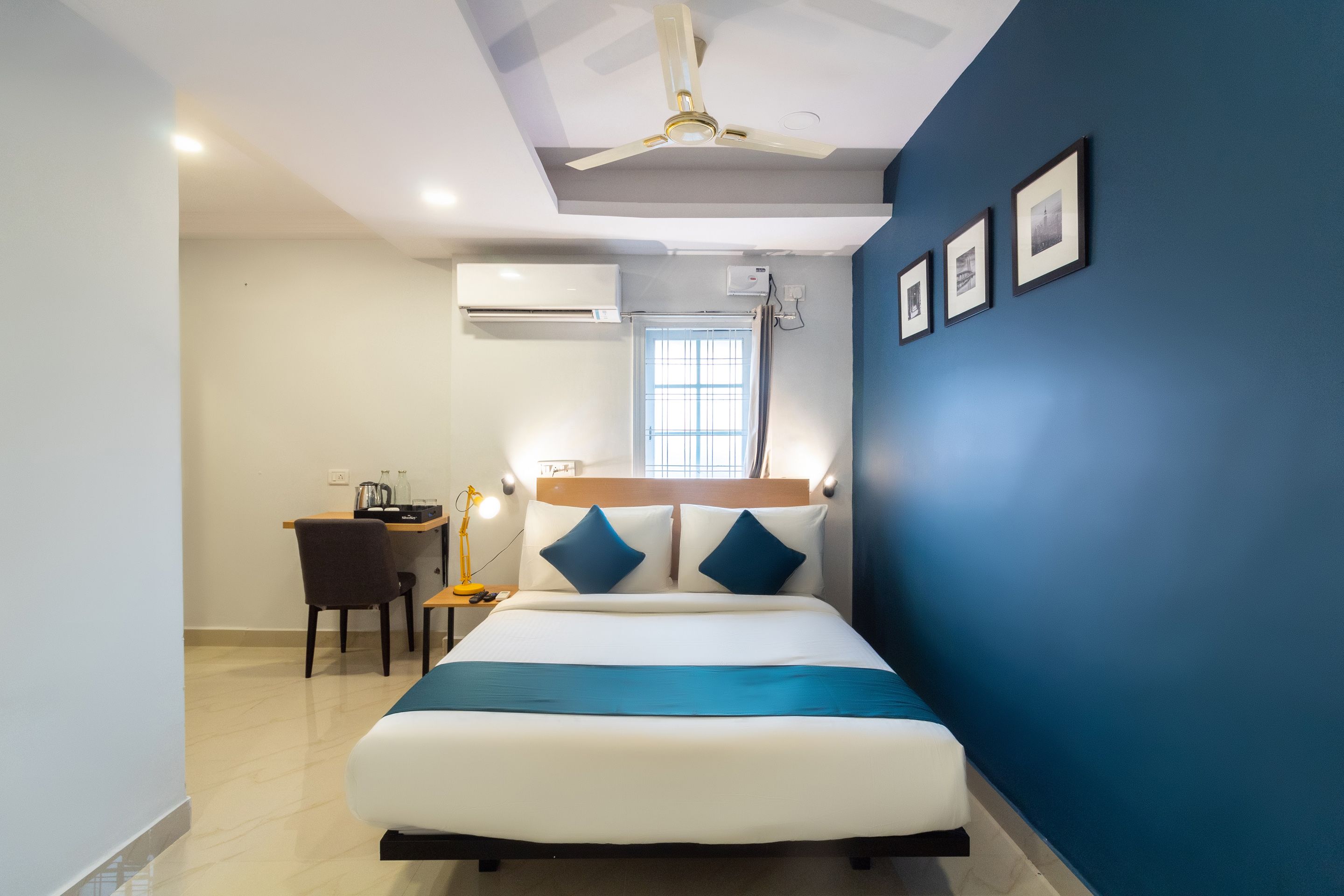 THE STROBE SILVERKEY HOTEL