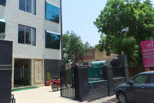 Hotel Heera Continental