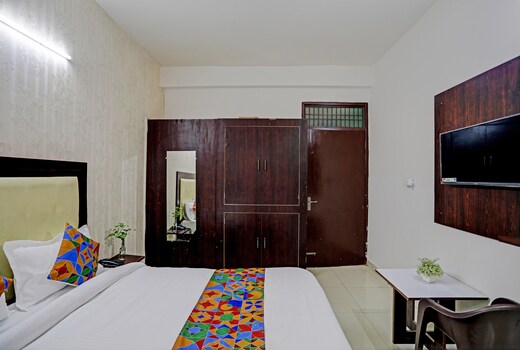 Shree Hotel