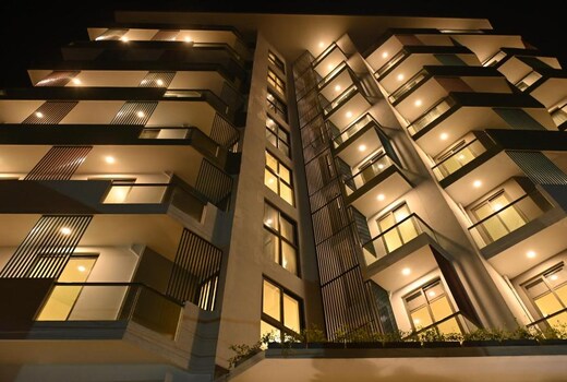 Marine Suites