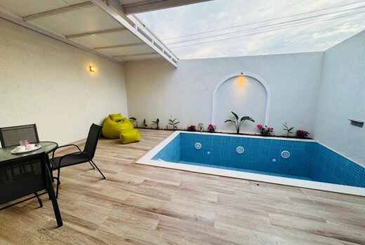 Reva's Aqua Suites
