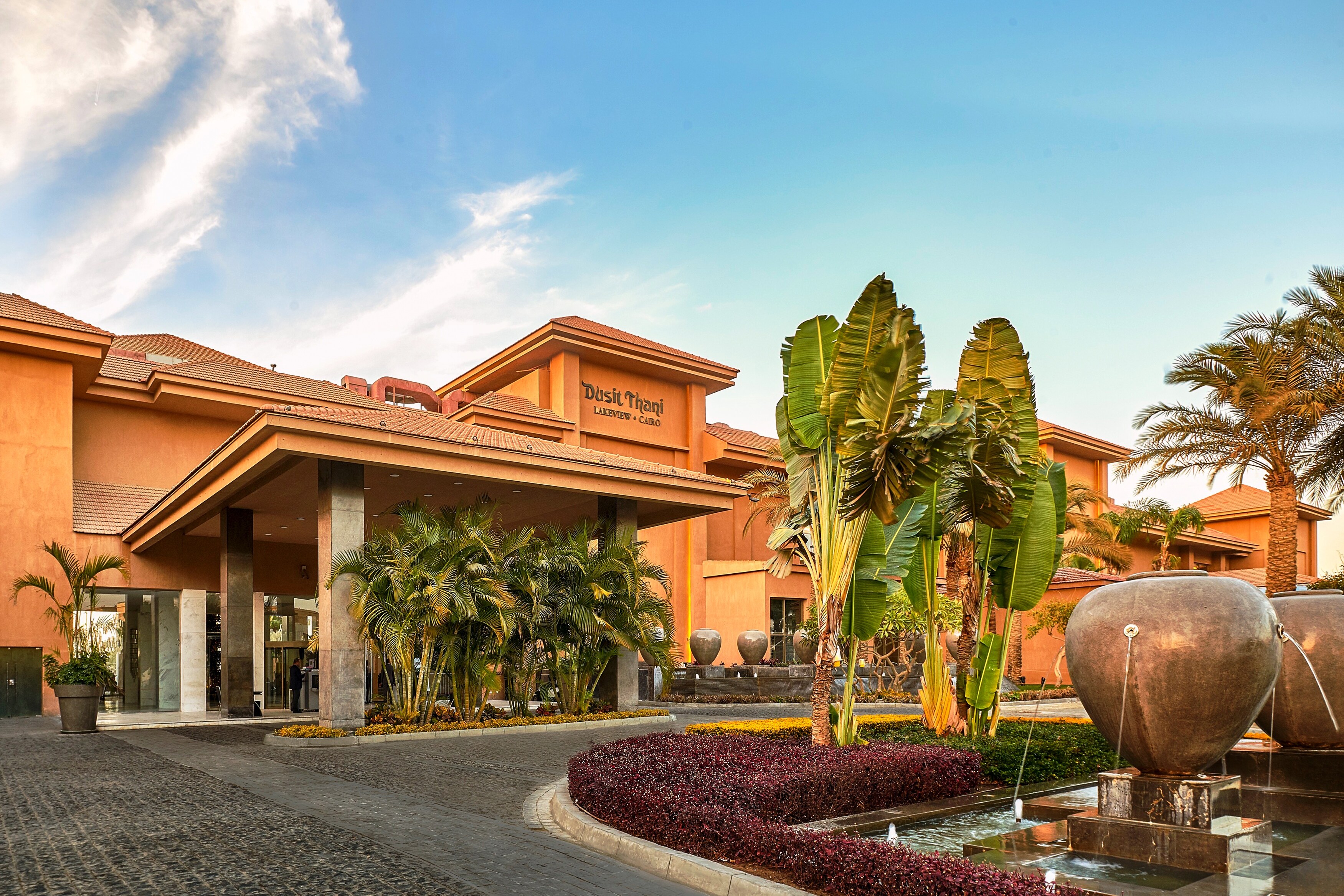 Dusit Thani Lakeview Cairo