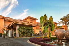 Dusit Thani Lakeview Cairo