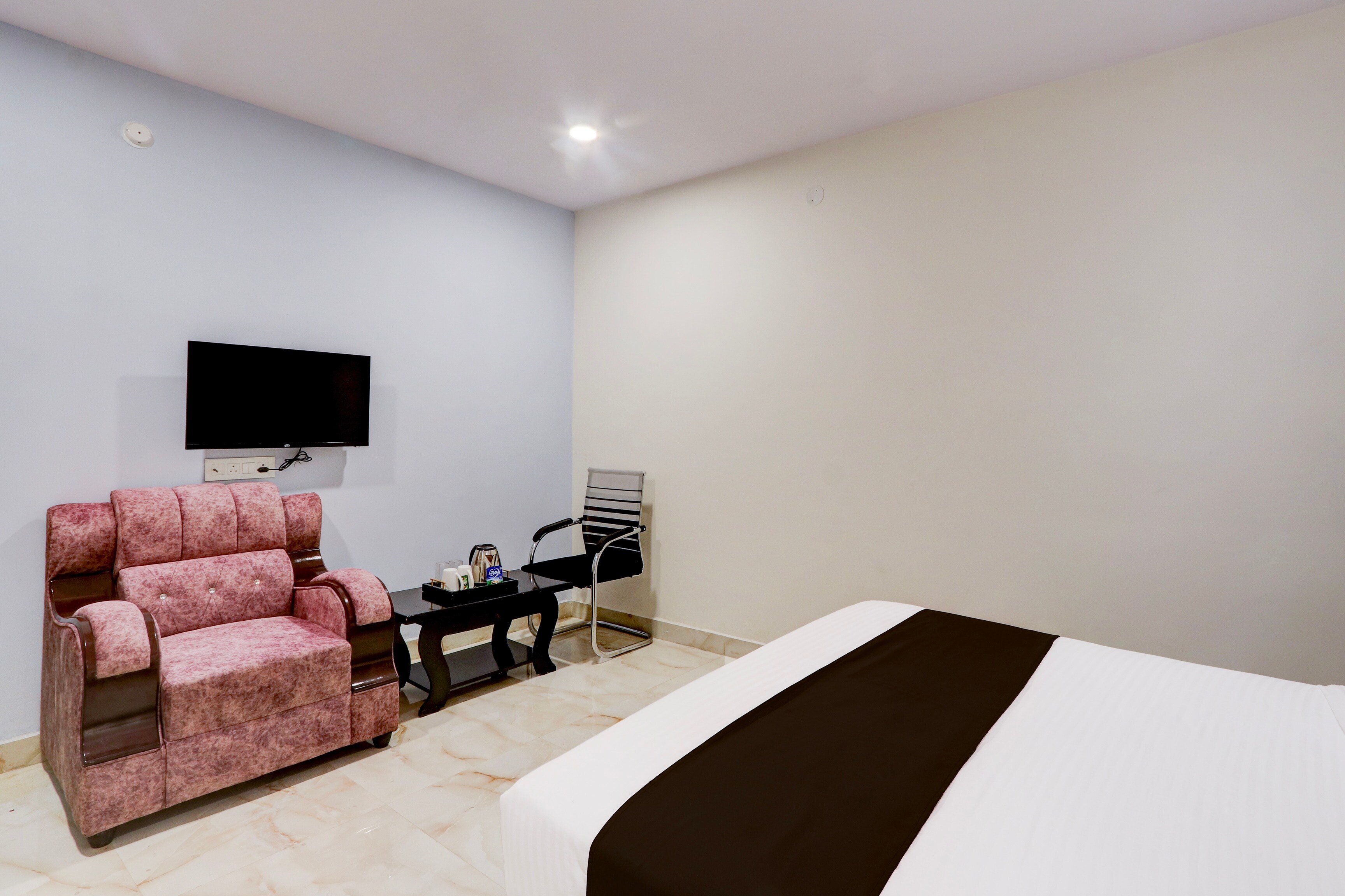 Hotel O UNIQUE SUITES FOUR