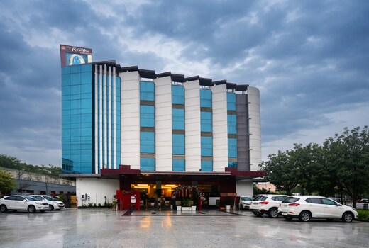 Hotel Ravisha Continental