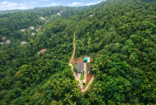 Camplight Stays | 3 Bedroom with Infinity Pool