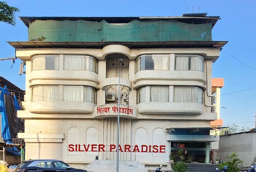 Silver Paradise