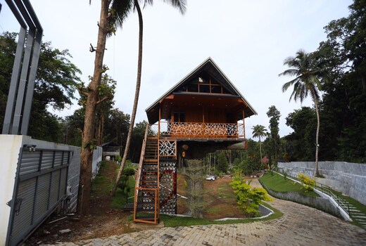 Karingens Resort