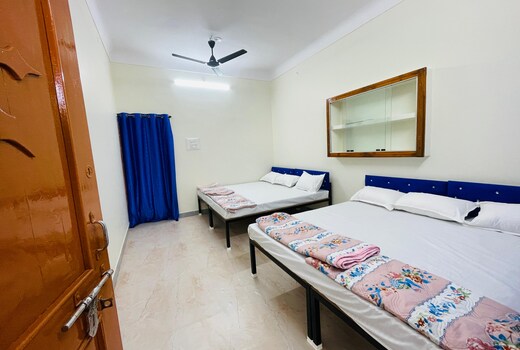 Jauhari Home Stay