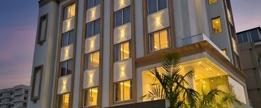 Hotel Palm Bliss