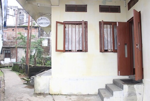 Pumpkin Latara Homestay