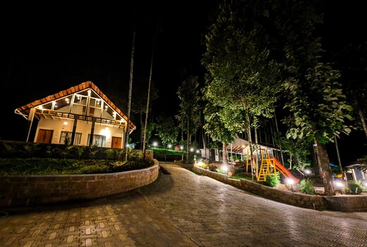 Clouds Estate Resort