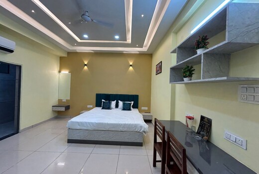Hotel The Luxury Heaven