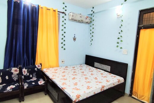 Studio B03 for family