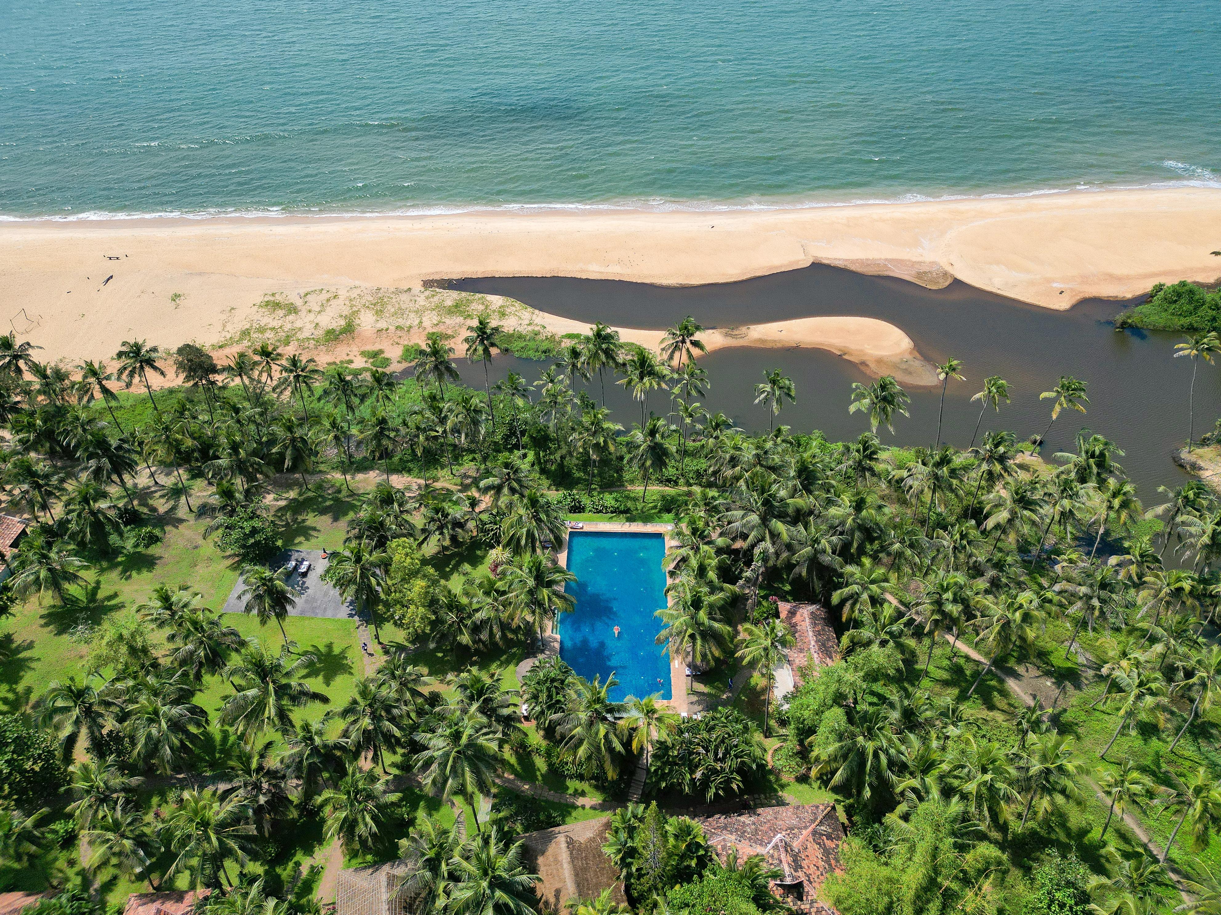 Neeleshwar Hermitage
