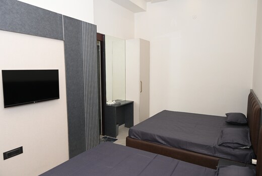 Amber Stay'z Guest House