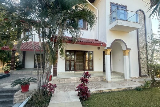 Doon house
