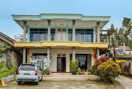 Hotel O Penginapan Aina Syariah