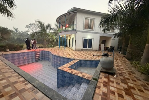 Yug farms Noida