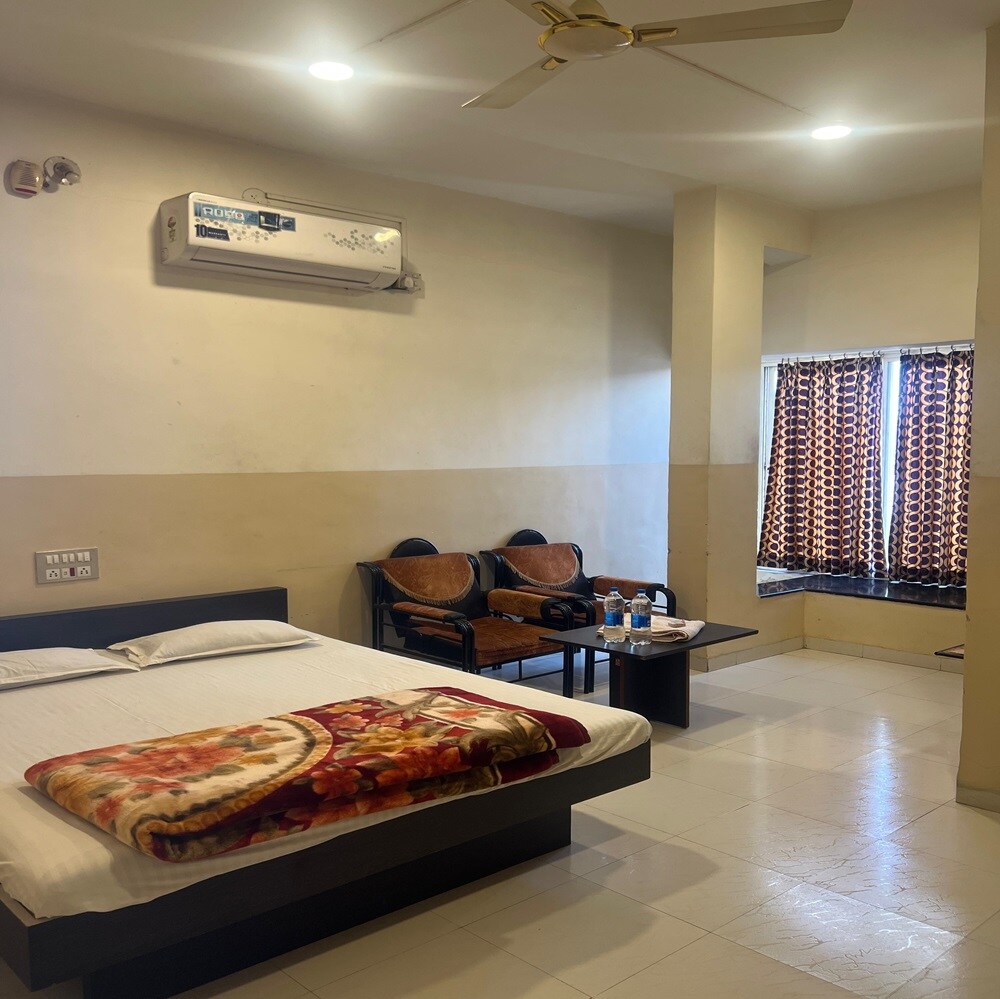 Hotel New Samadhan