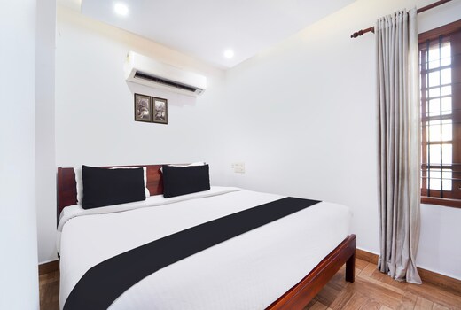 Townhouse City Center Ernakulam