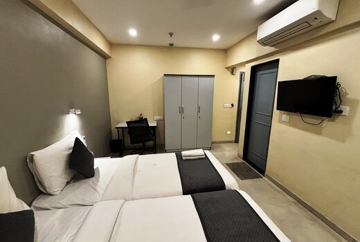 Housemate Twin apartments in Kharadi