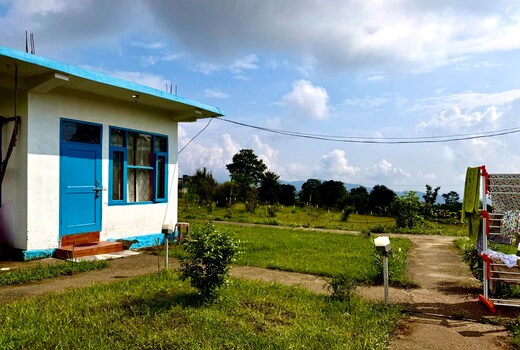 Cottage at House of BMF