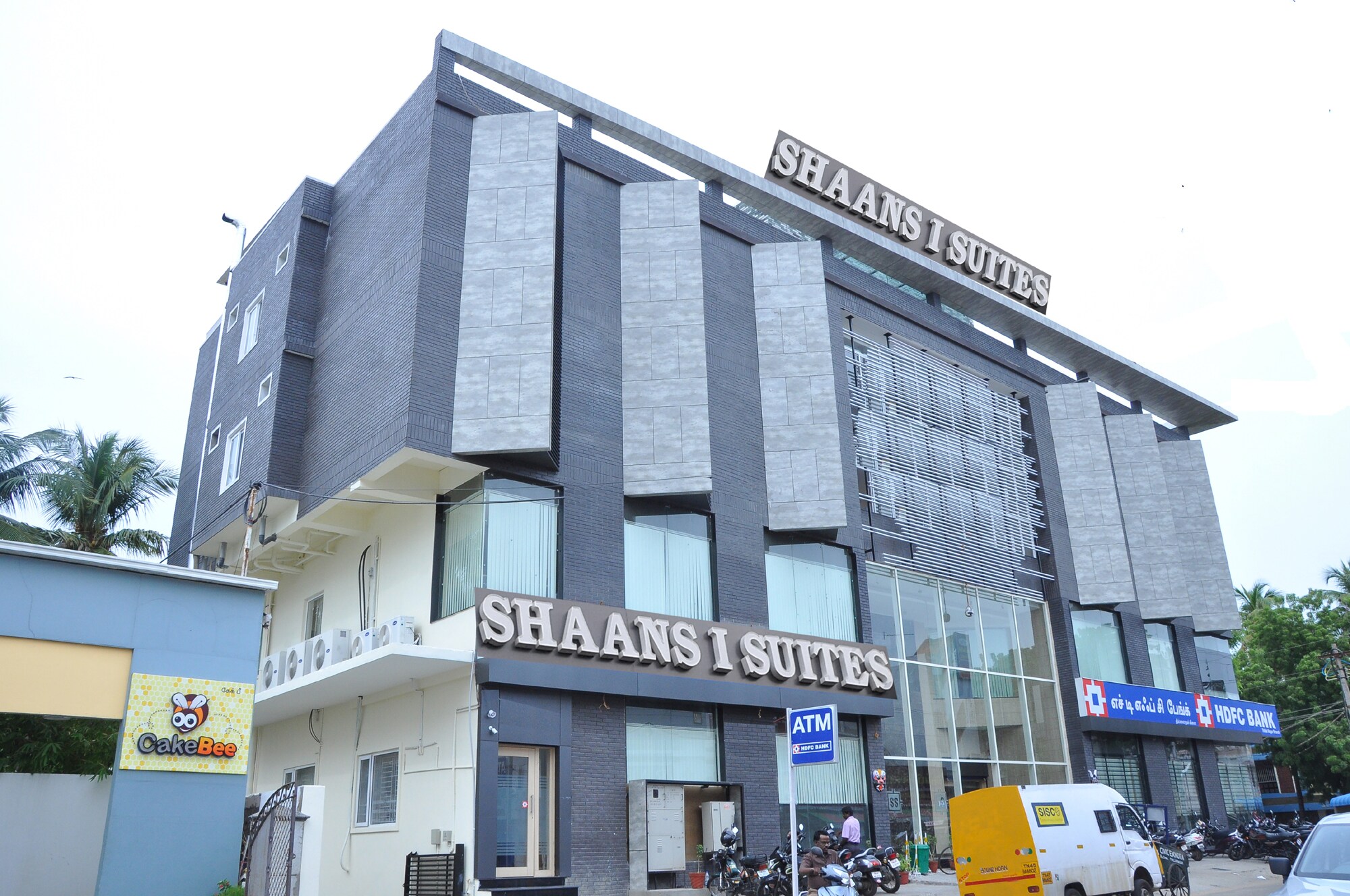Shaans I Suites