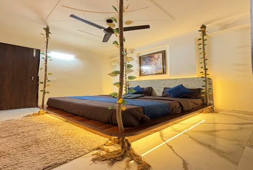 Thehrav Apartments at Mahavir Enclave