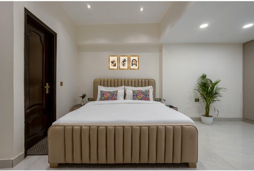 ORIVA HOUSE