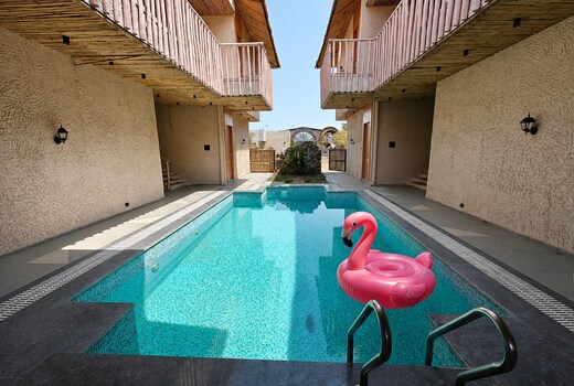The Ark Resort