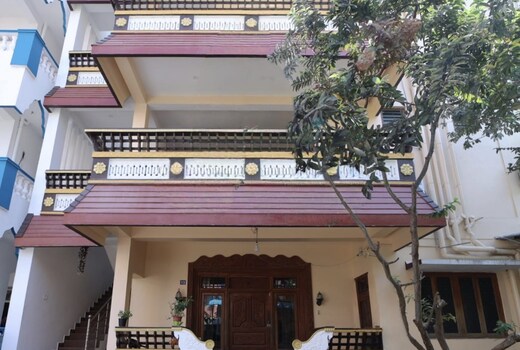 Le Pondy Home Stay