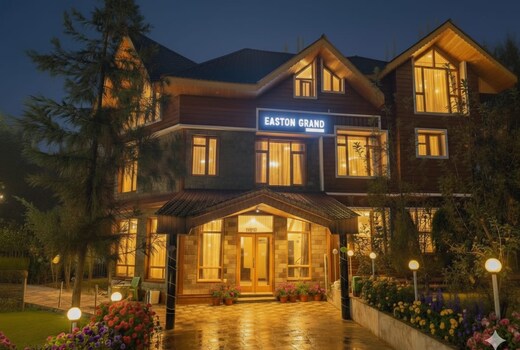Hotel Easton Grand (River Front)