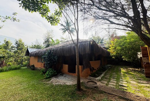 Nature Tones Mud House