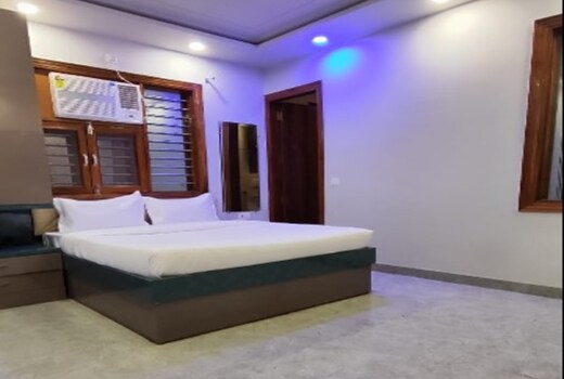 Hotel Shivaaye Residency