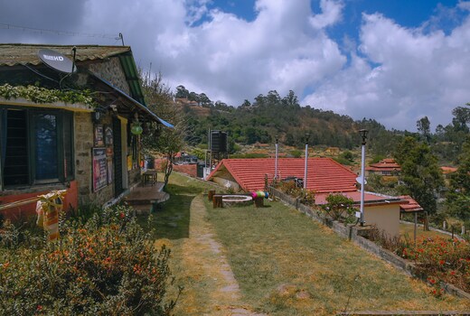 Heritage vault house
