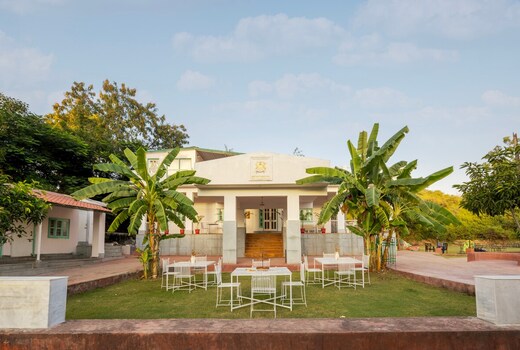 Palatial farm with pool and Breakfast Udaipur.