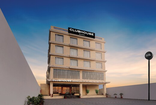 Clubhouse Hotel Morbi by CheckIn