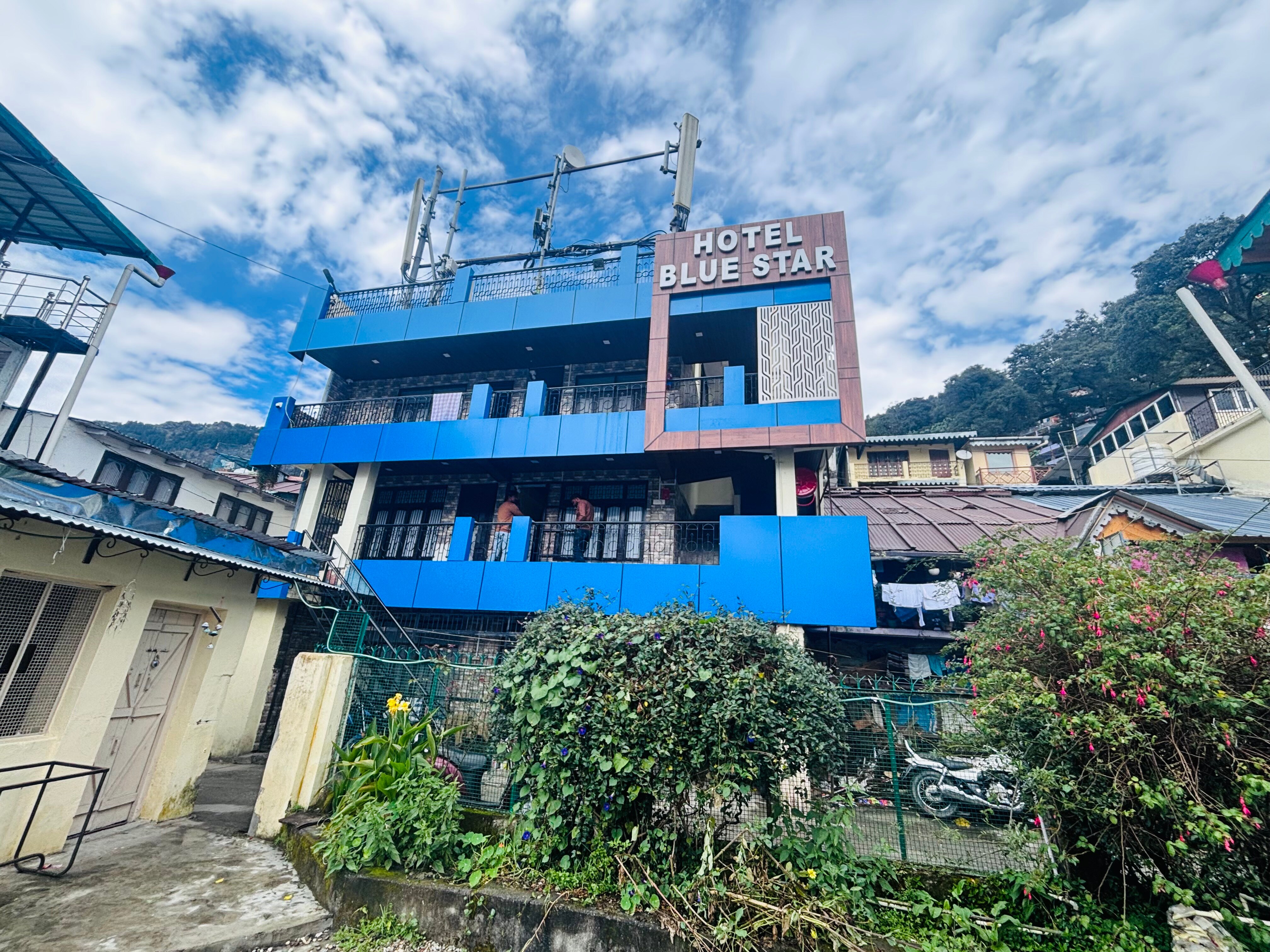 Hotel Bluestar
