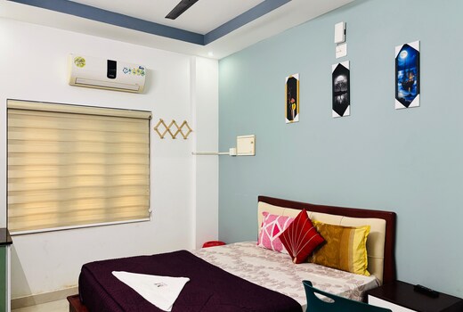 Pavithra 2BH Apartment | 500m from Guruvayur Temple